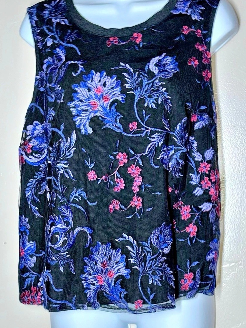 A new day Floral Embroidered Mesh Overlay Tank Top in Black & Blue Like New